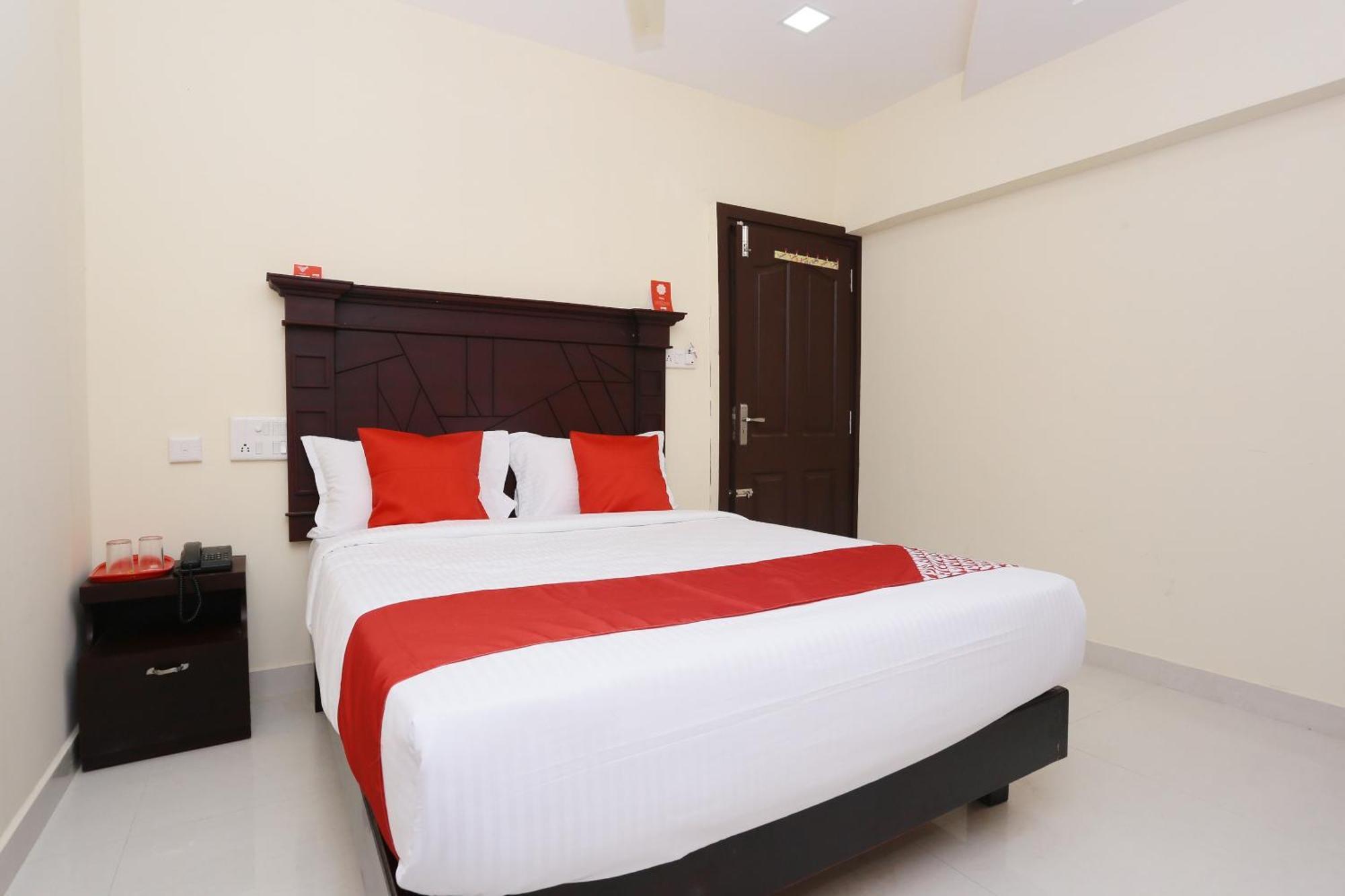 Hotel O Malabar Plaza Коччи Экстерьер фото
